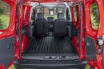 Nissan NV250 L1 Van 2019 года (EU)